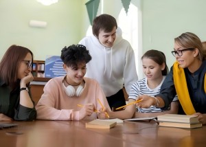 8月海馬之星：博學(xué)善導(dǎo)，助長追夢的力量