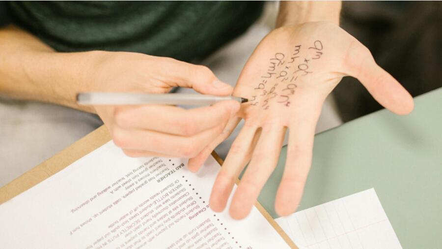 英國碩士作業(yè)論文被指學術不端?專業(yè)機構幫你申訴撤訴成功!