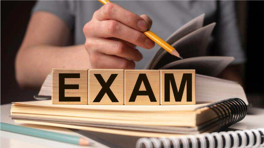 英國研究生錯(cuò)過了線上補(bǔ)考怎么辦